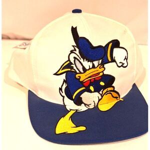 Vintage Angry Donald Duck Blue White Snap Back Cap Disney with Tag